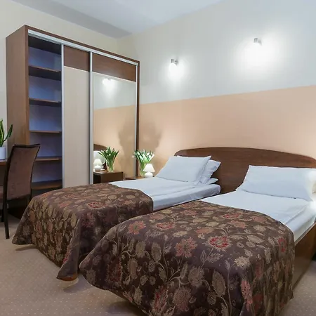 Bed & Breakfast Leszczynowy Dworek *